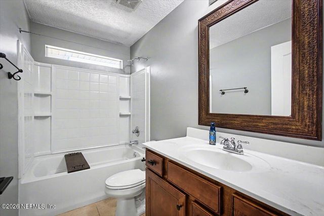 2327 CANEY OAKS Drive, Jacksonville, FL 32218