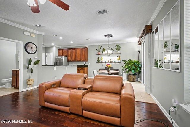 2327 CANEY OAKS Drive, Jacksonville, FL 32218