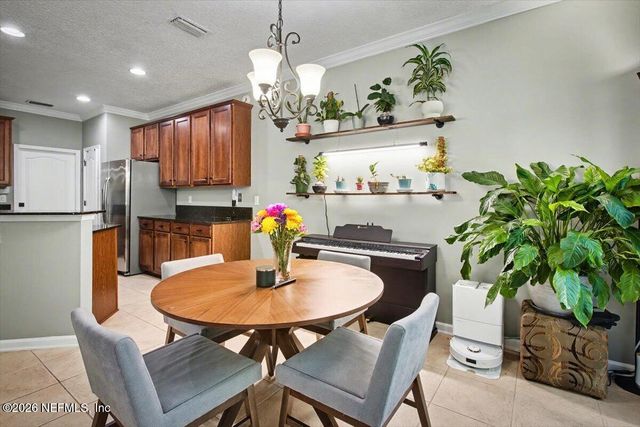 2327 CANEY OAKS Drive, Jacksonville, FL 32218