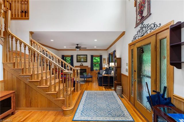 163 Old Hickory Lane, Linville, NC 28646