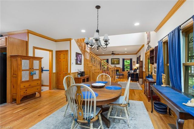 163 Old Hickory Lane, Linville, NC 28646