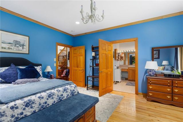 163 Old Hickory Lane, Linville, NC 28646