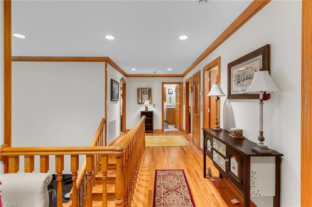 163 Old Hickory Lane, Linville, NC 28646