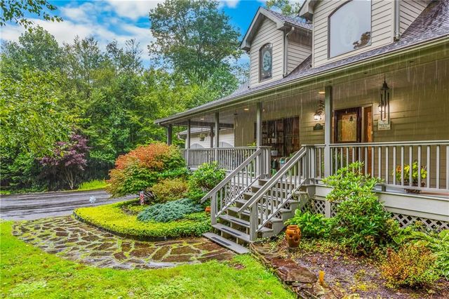 163 Old Hickory Lane, Linville, NC 28646