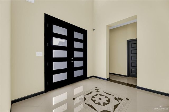 1720 Rice Avenue, Mcallen, TX 78504