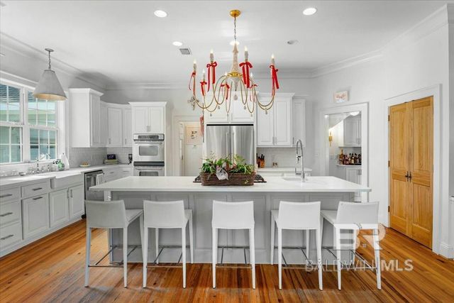 6002 Nelson Drive, Fairhope, AL 36532