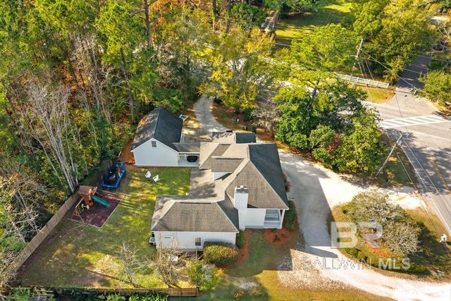 6002 Nelson Drive, Fairhope, AL 36532