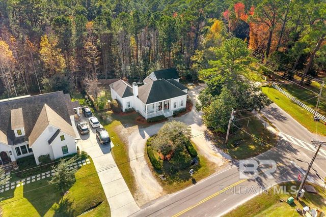 6002 Nelson Drive, Fairhope, AL 36532