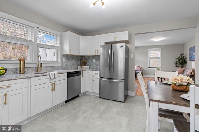 109 ARNOLD AVE, Mount Holly, NJ 08060