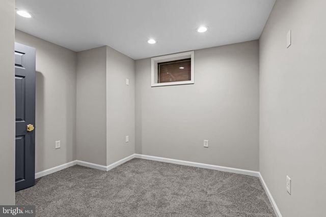 109 ARNOLD AVE, Mount Holly, NJ 08060