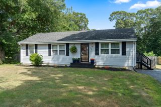 383 Hazelnut Hill Road, Groton, CT 06340