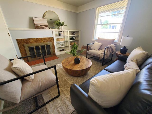 1204 W Main Street, Medford, OR 97501