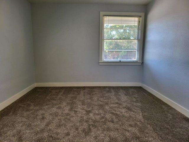 1204 W Main Street, Medford, OR 97501