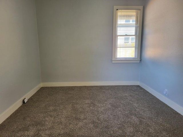 1204 W Main Street, Medford, OR 97501
