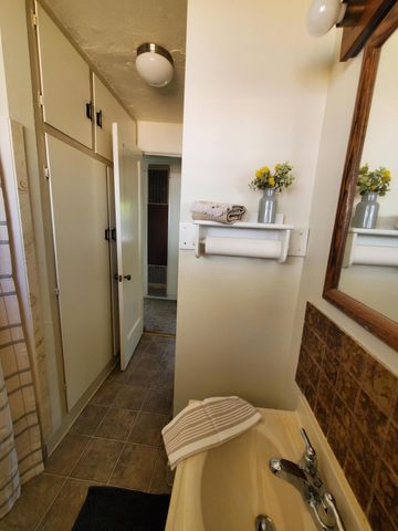 1204 W Main Street, Medford, OR 97501