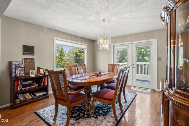1031 Kristen Drive, Medford, OR 97504