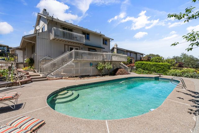 1031 Kristen Drive, Medford, OR 97504