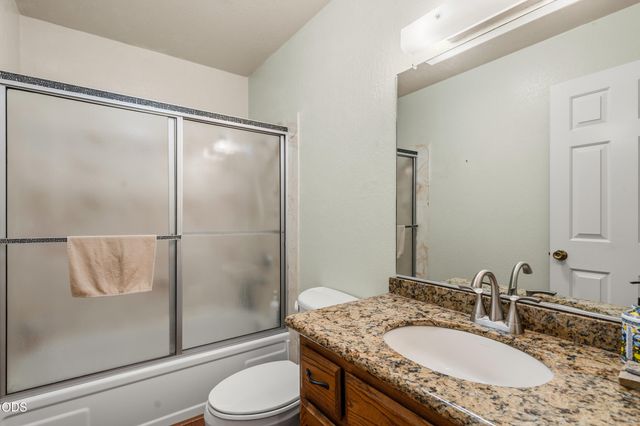 1031 Kristen Drive, Medford, OR 97504