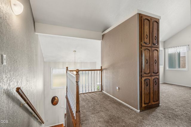 1031 Kristen Drive, Medford, OR 97504