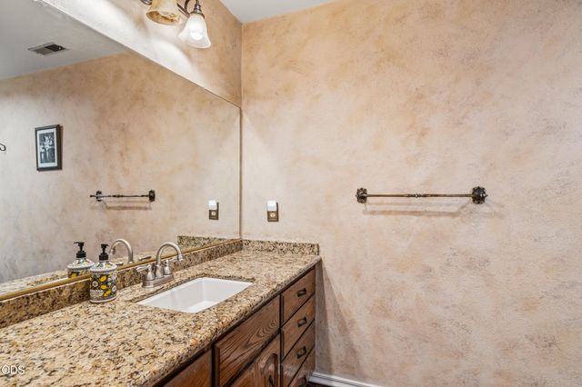 1031 Kristen Drive, Medford, OR 97504