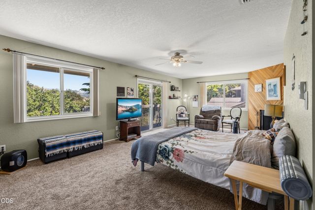 1031 Kristen Drive, Medford, OR 97504