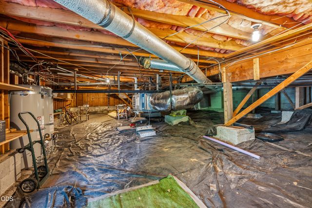 1031 Kristen Drive, Medford, OR 97504