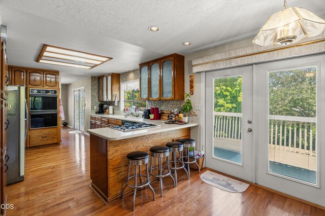 1031 Kristen Drive, Medford, OR 97504