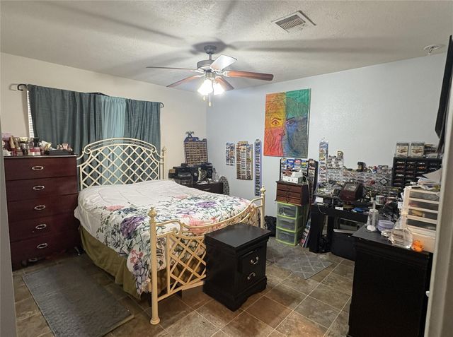 12551 Hammill Path Dr Drive, Houston, TX 77066