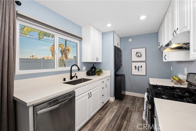 8415 Benjamin Drive, Huntington Beach, CA 92647