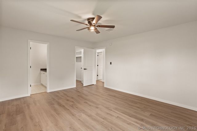 418 W CooWeeScooWee Avenue W, Oologah, OK 74053