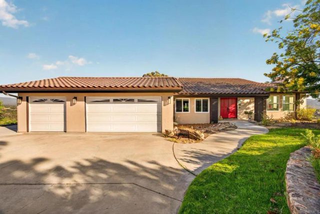 13703 Little Pond Road, Valley Center, CA 92082