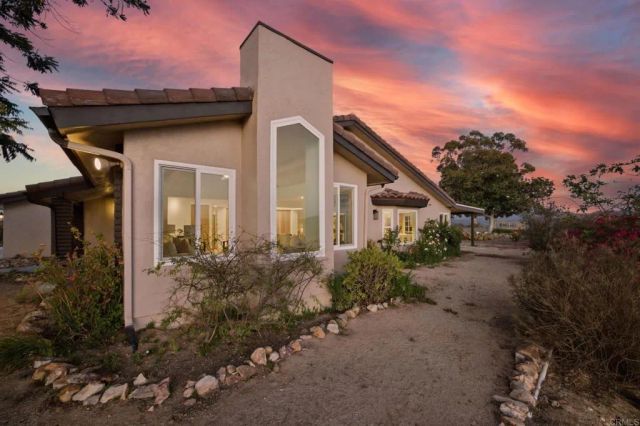13703 Little Pond Road, Valley Center, CA 92082