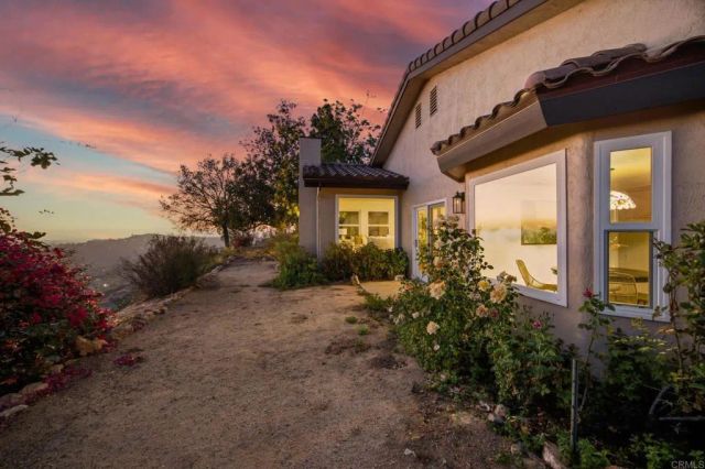 13703 Little Pond Road, Valley Center, CA 92082