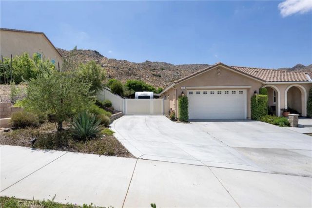 528 Qeweewish, San Jacinto, CA 92582