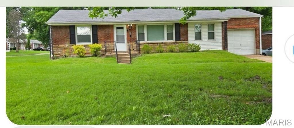 1149 Oran Drive, St Louis, MO 63137