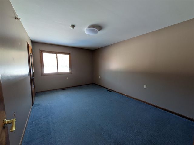 4464 Fisher Estates Lane, Update, MI 48065