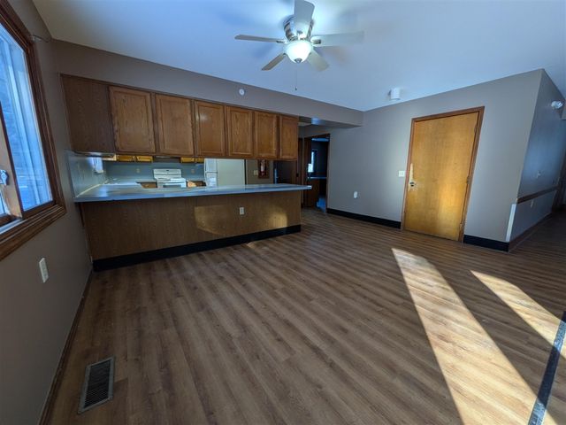 4464 Fisher Estates Lane, Update, MI 48065