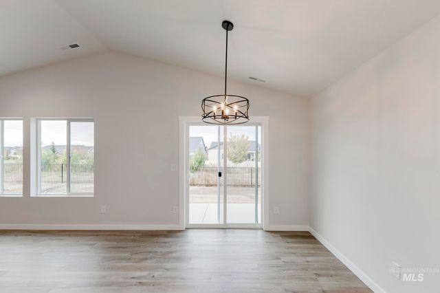 17732 N Boone Peak Ave, Nampa, ID 83687