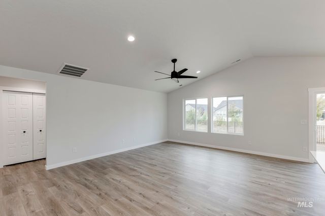 17732 N Boone Peak Ave, Nampa, ID 83687