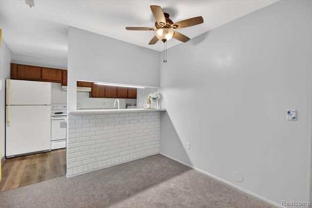 3121 Sunnyside Court, Lake Orion, MI 48360