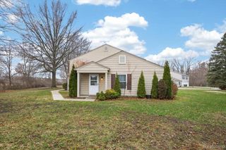 3121 Sunnyside Court, Lake Orion, MI 48360