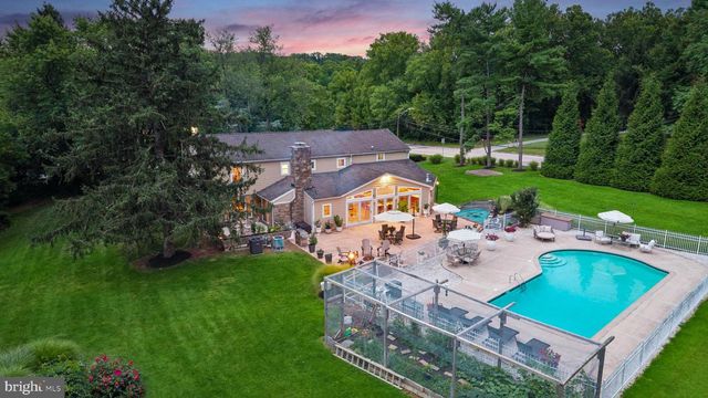 300 CHAPELWOOD LN, Lutherville Timonium, MD 21093