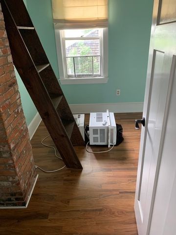 5 Chestnut St 0, Newburyport, MA 01950