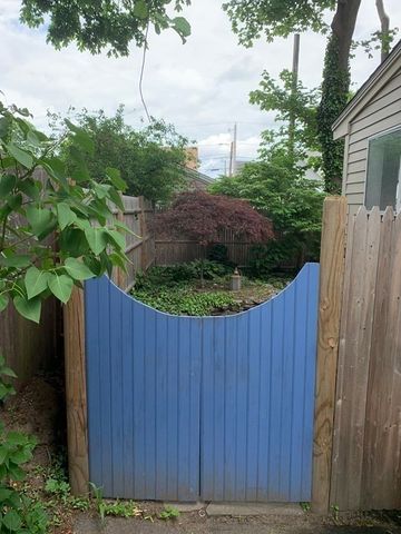 5 Chestnut St 0, Newburyport, MA 01950