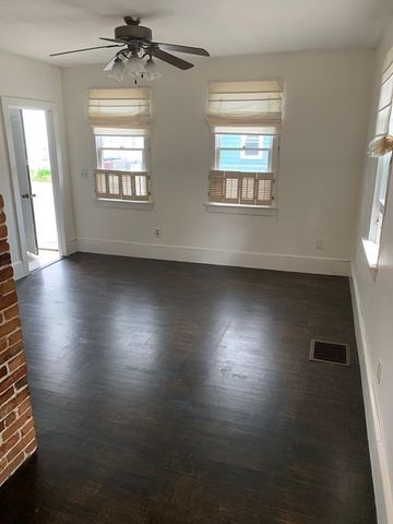 5 Chestnut St 0, Newburyport, MA 01950