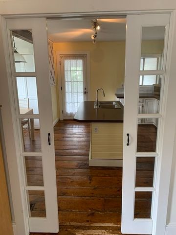 5 Chestnut St 0, Newburyport, MA 01950