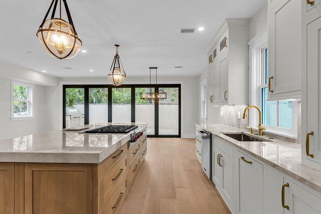 258 Coming Street, Charleston, SC 29403