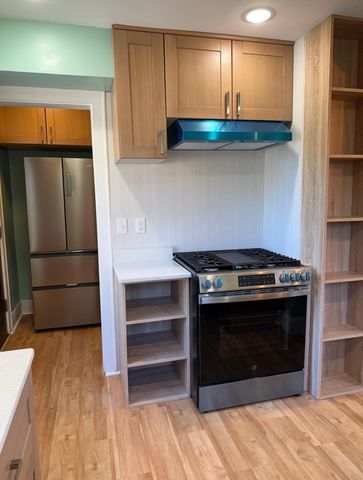 583 Fairview Avenue S, Saint Paul, MN 55116