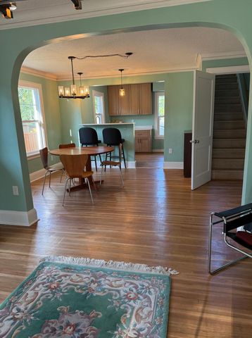 583 Fairview Avenue S, Saint Paul, MN 55116