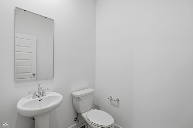 1916 W Addison Drive, Greenfield, IN 46140